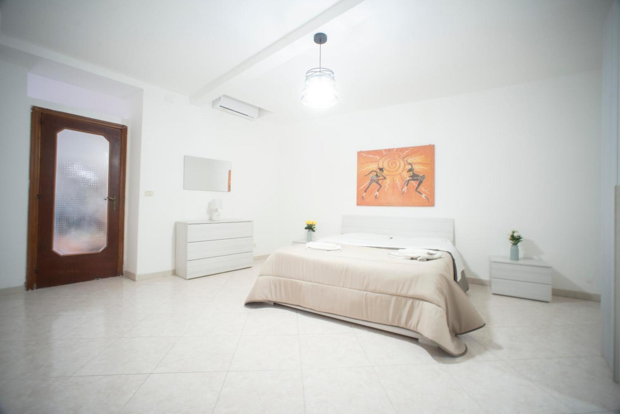 Appartamento In Piazza Naples Exterior photo
